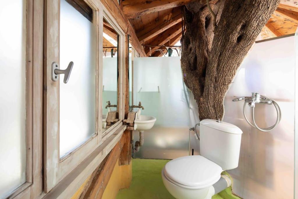 Villa Margaritis'S Treehouse Paramonas  Exterior foto